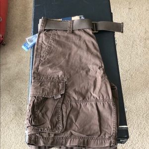 American Rag cargo shorts NWT. Size 36